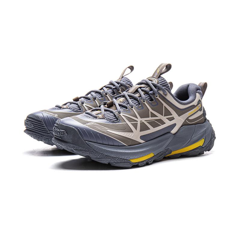 New LiNing CF Tracing Cushioning, Reflective, Rebound Low Top Hiking Shoes Unisex Gray AHTV039-1