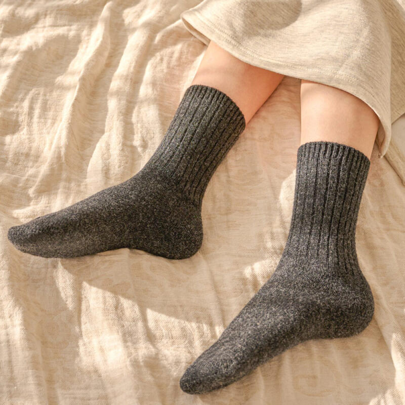 Women's Ribbed Lambswool Socks (6 Colors)