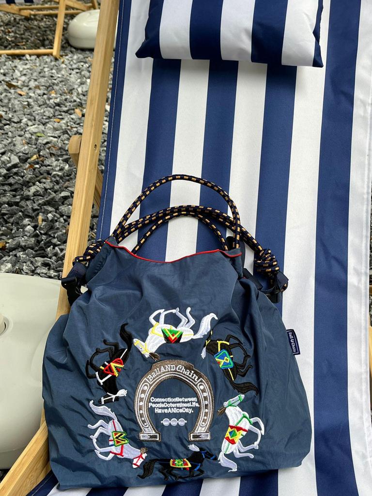 Japan Donut Embroidery Ballchain Crossbody Bag - Gao Yuanyuan Style