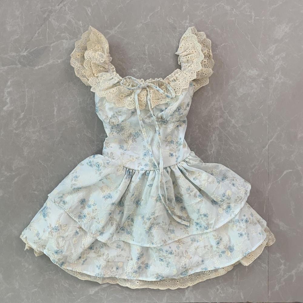 Первая любовь в девичьей моде: платье с цветочным принтом и рукавами в стиле Сяофэй, летнее платье принцессы с легким ветерком и пышной юбкой.