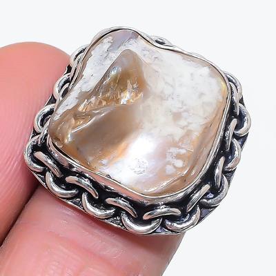 Кольцо из серебра 925 пробы с натуральным жемчугом Бива, размер 7 e1V95