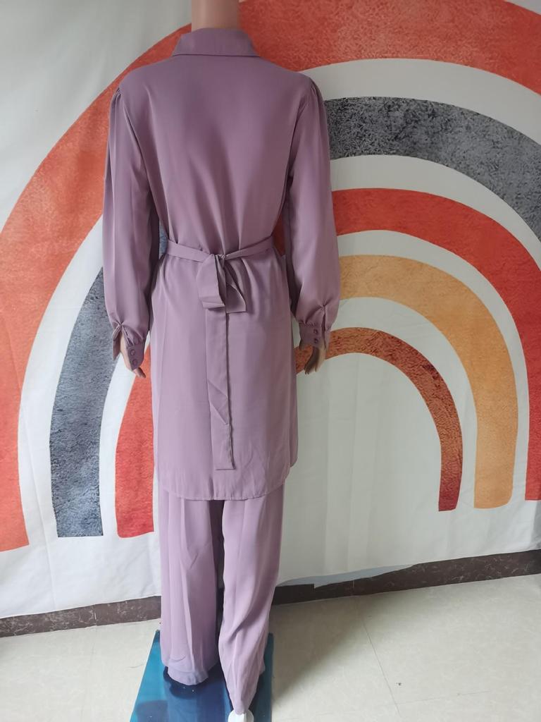 Элегантный комплект рубашки с длинным рукавом и брюк в ближневосточном стиле Осень/Зима 2024 для арабских мусульманок