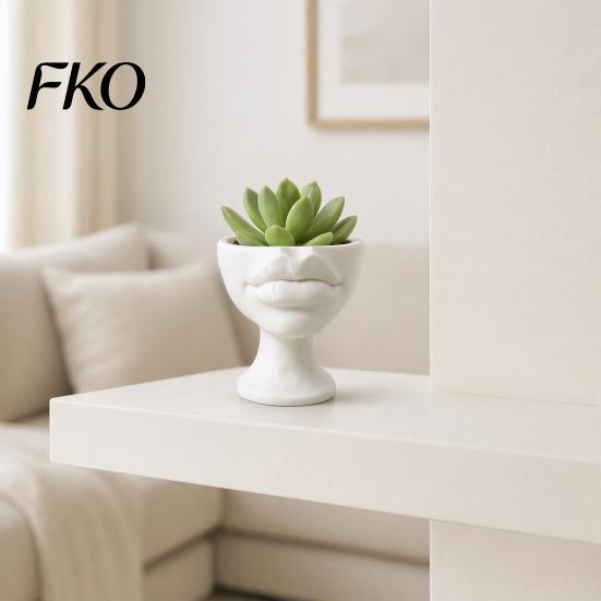 Creative Home Tabletop Decor 3D Printed Lip-Shaped Flower Pot, Artistic Sculptural Planter with Matte Finish, Modern Art Ornament Multifunctional