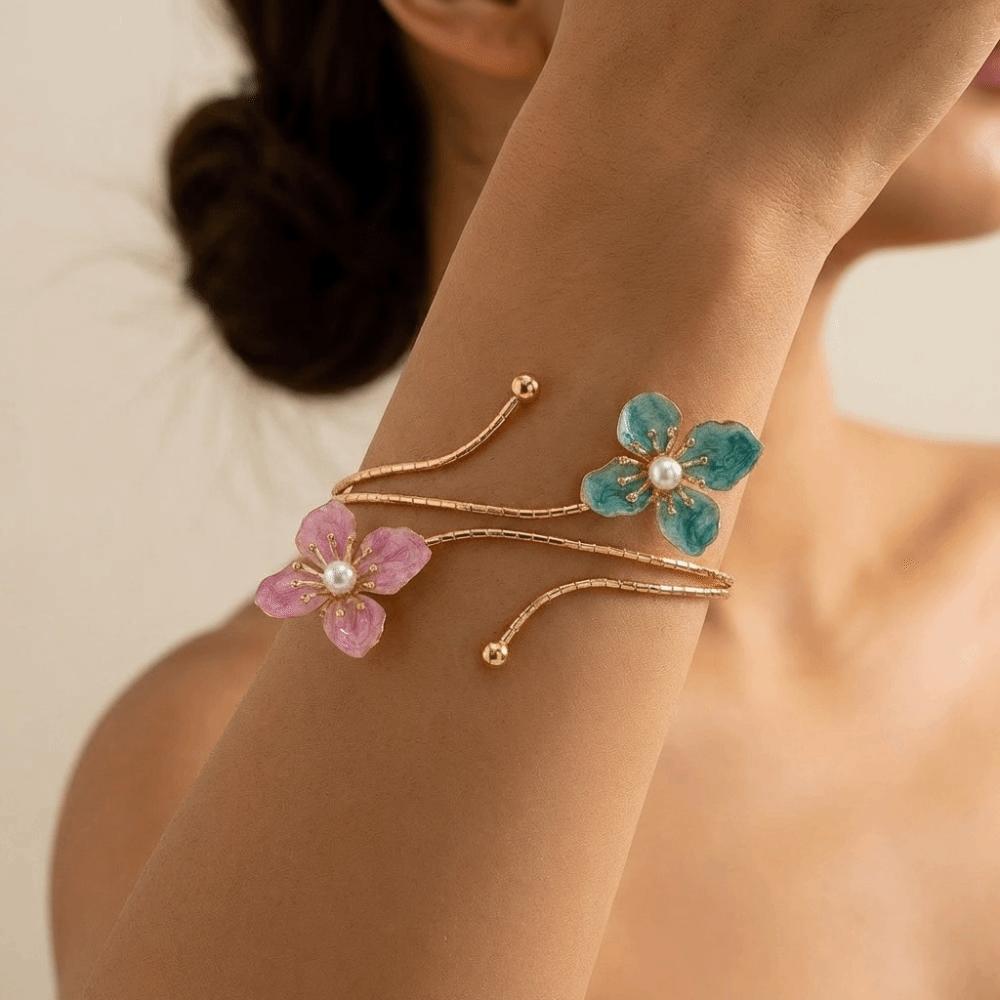 Bohemian Open Arm Bangle Drip Oil Armband Exquisite Flower Bracelet Hand Jewelry