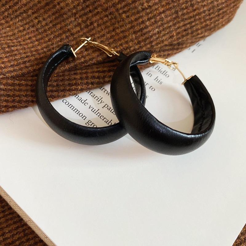 Геометрические серьги-пусеты из серебряной иглы и черного кристалла, нишевые универсальные серьги, темпераментные, легкая роскошь, премиальные серьги