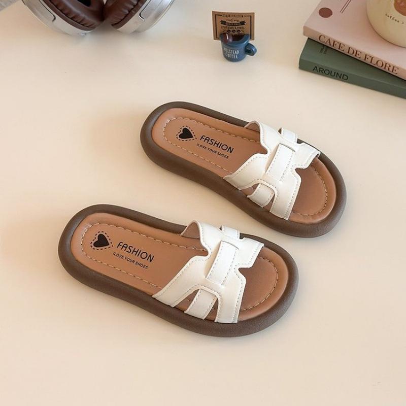 Girls' fashionable summer new style non-slip flip-flops, versatile for children and older girls, soft-soled outdoor sandals