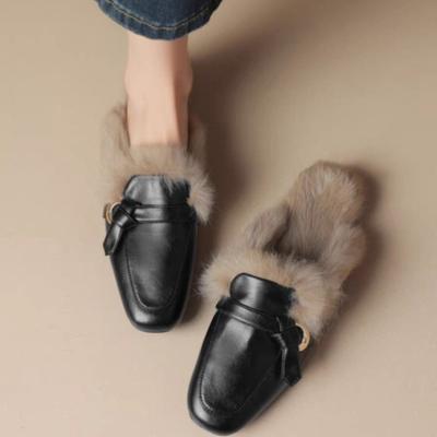 Женские меховые балетки из хлопка, зимние кожаные мюли, женская обувь 2025 года, тренд, мода, повседневные, теплые, уютные, хлопковые тапочки, шлепанцы