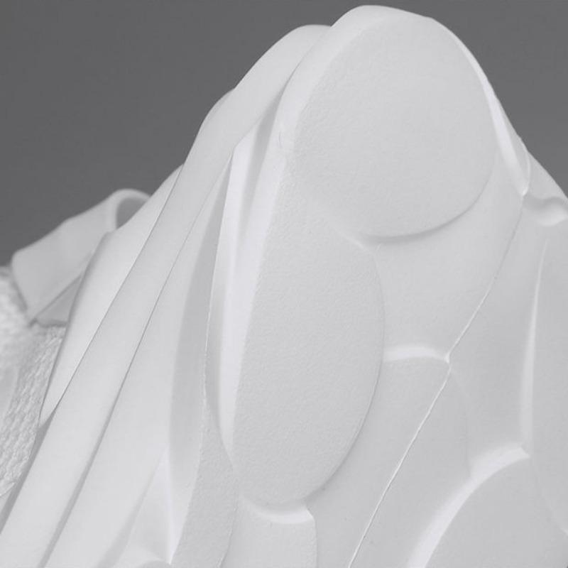 Fashion Summer New Classics Men Sneakers Fashion Lightweight Breathable Platform Running Shoes Tennis Shoe Luxury Elastic Training Shoes