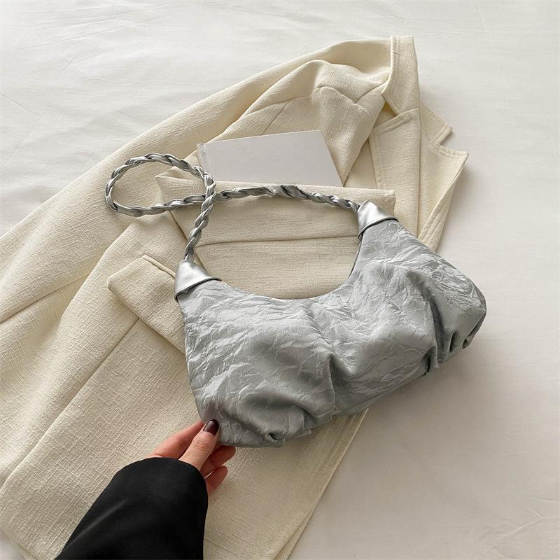 Новая одноплечевая французская простая плиссированная большая вместительная сумка для пельменей Yunduo подмышечная сумка для поездок на работу и обратно ручная сумка-полумесяц