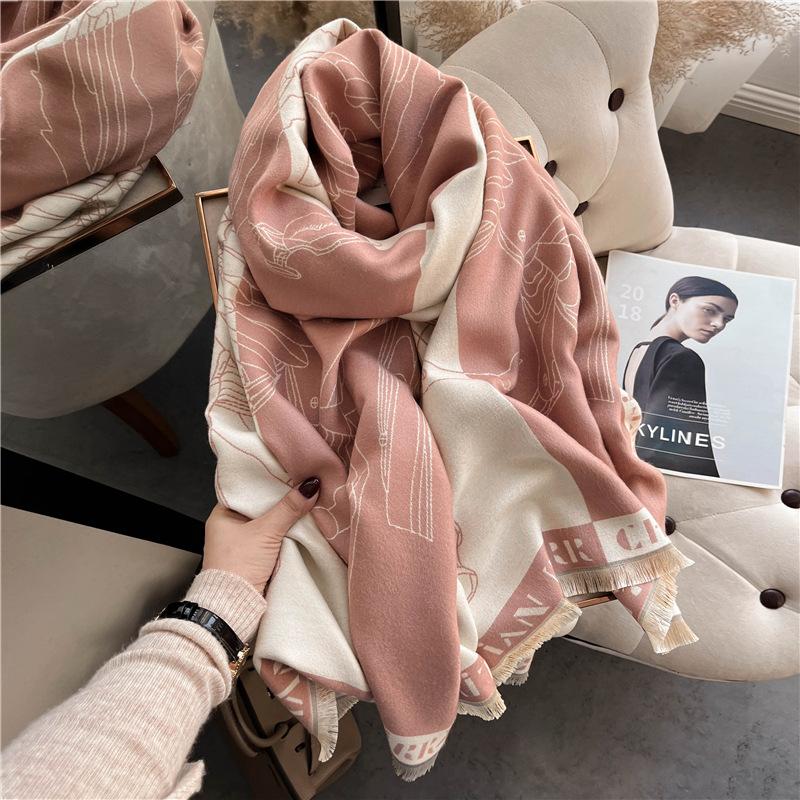 2024 Осень/Зима Новый утолщенный теплый двухсторонний двухцветный шарф из искусственного кашемира с кисточками, высококачественный воротник-шаль