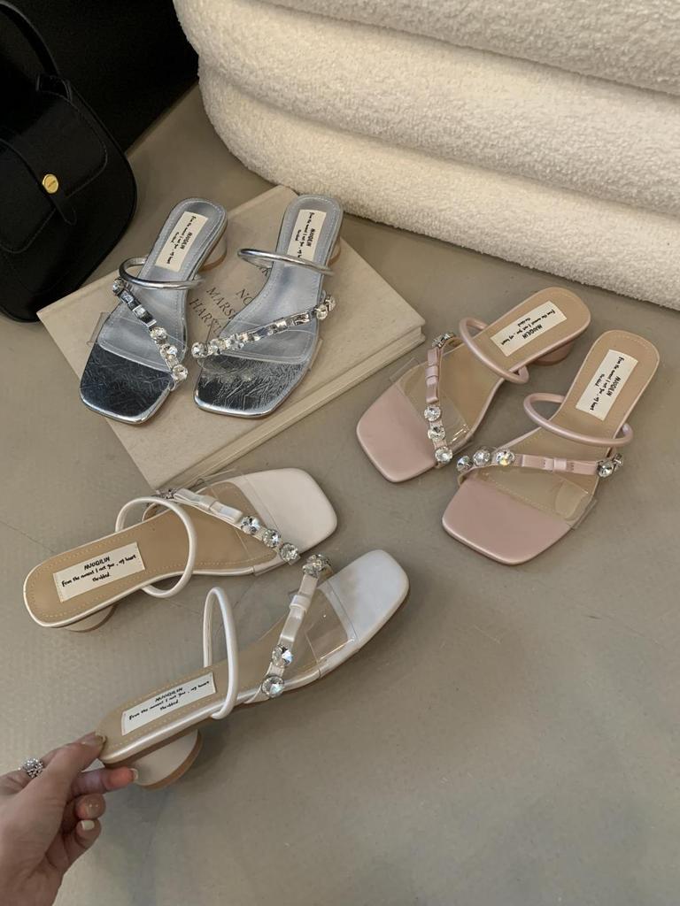 French Beautiful Rhinestone Square Head Sandals Women's Summer 2025 New Seaside Vacation Open-toed Cool Slippers