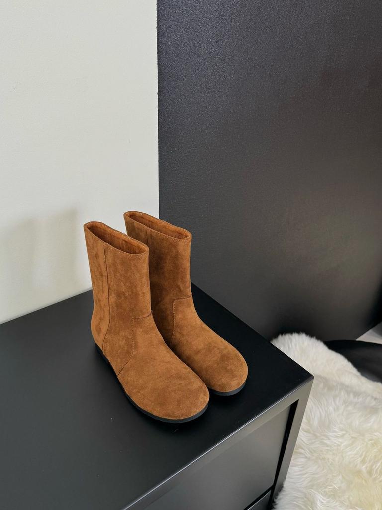 Retro lazy wind pine cone short boots women's 2025 autumn and winter new round head flat bottom Martin boots British style