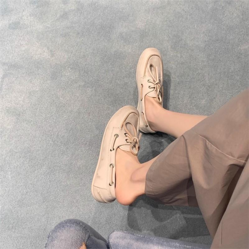Женские мокасины из натуральной кожи высокого качества с круглым носком и мягкой подошвой на плоской подошве, дышащие женские повседневные туфли на шнуровке 2025