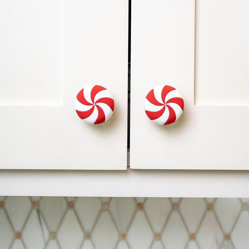 WTEMPO Рождественские декоративные накладки на ручки шкафа Рождественский декор Ручки Силиконовые Красные Накладки-кнопки Защитные чехлы для ручек дверей для кухни Спальни Ящика