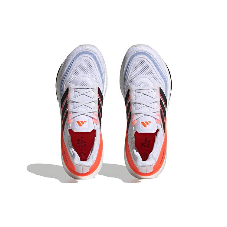 Новые Adidas Ultra Boost Светло-белый Черный Солнечно-красный HQ6351