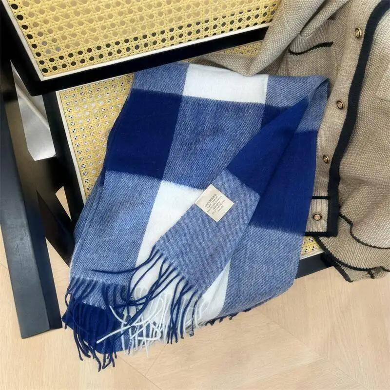 High Quality 100% Wool Scarf Men Female Fashion Classic Soft Cashmere Muffler Women Warm Thermal Shawl Outside Autumn Winter Men