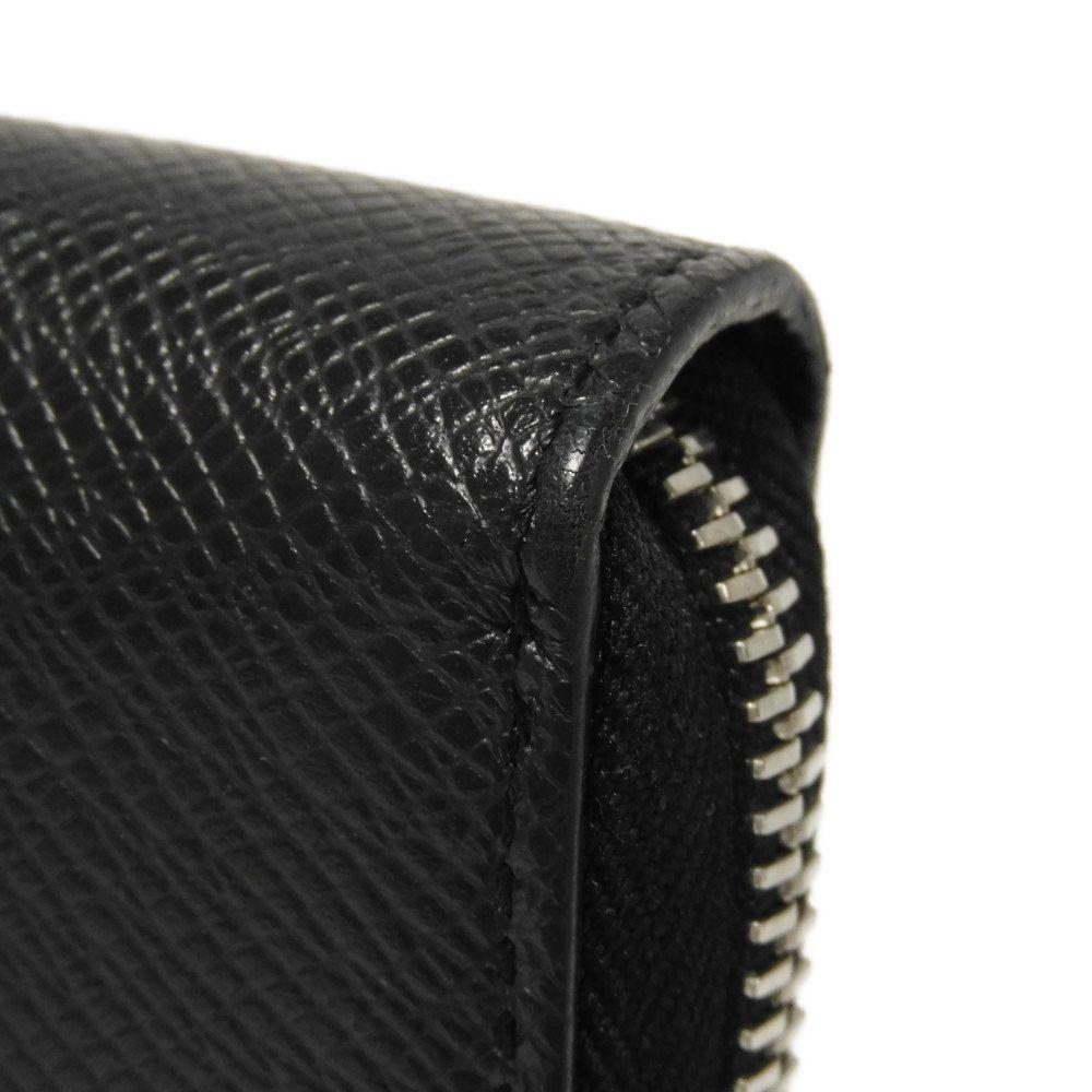 Used Zippy Organizer NM (12564) M30056 7940, New LV Logo, Black, Zip Around, RFID, Current Model Taiga Noir Men's from