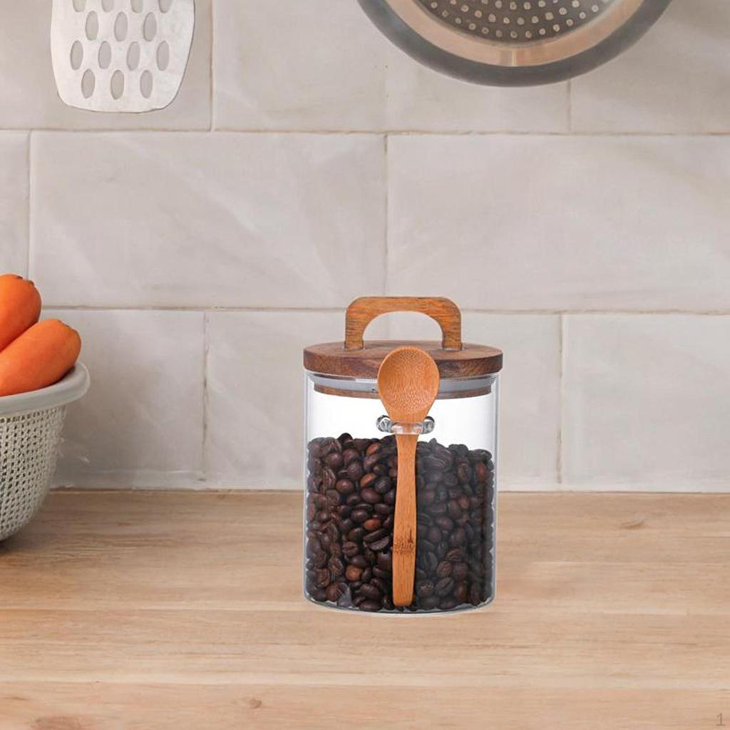 Набор герметичных стеклянных канистр для хранения на кухне