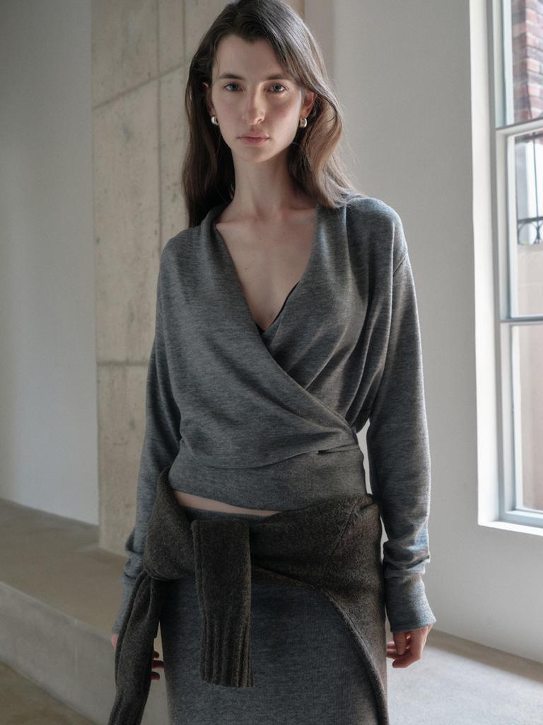 SOFLER Loy Wrap Drape Top_Gray