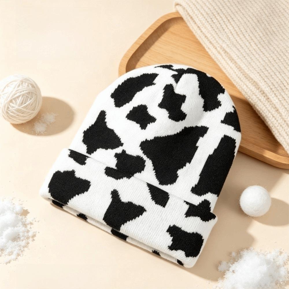 Thickened Cow Pattern Knitted Hat Keep Warm Winter Beanie Hat Fashion Pullover Hat Riding