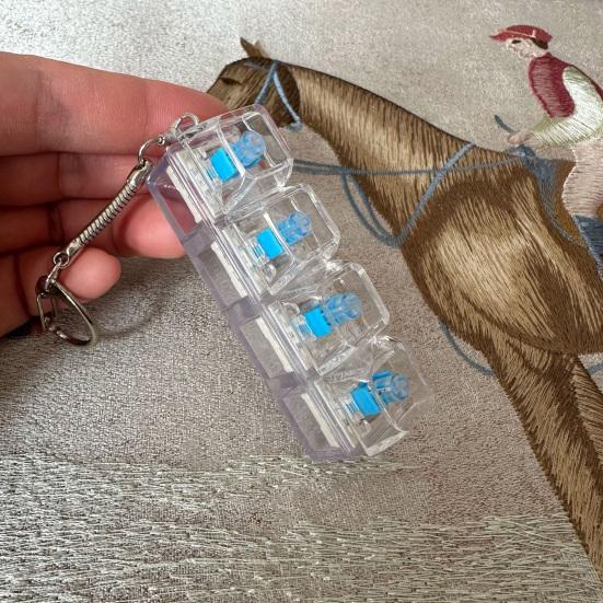 Игрушка-непоседа клавиатура с 4 клавишами со светом, снятие стресса, прозрачные колпачки, кликер для пальцев, брелок, кнопка для декомпрессии, сенсорная игрушка