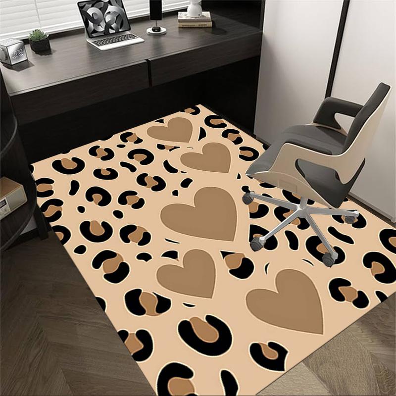 1PC Leopard print Heart Non-Slip Floor carpet, suitable for Office, bedroomand playrooms. It can also be used as a sofa footrest cover-T40