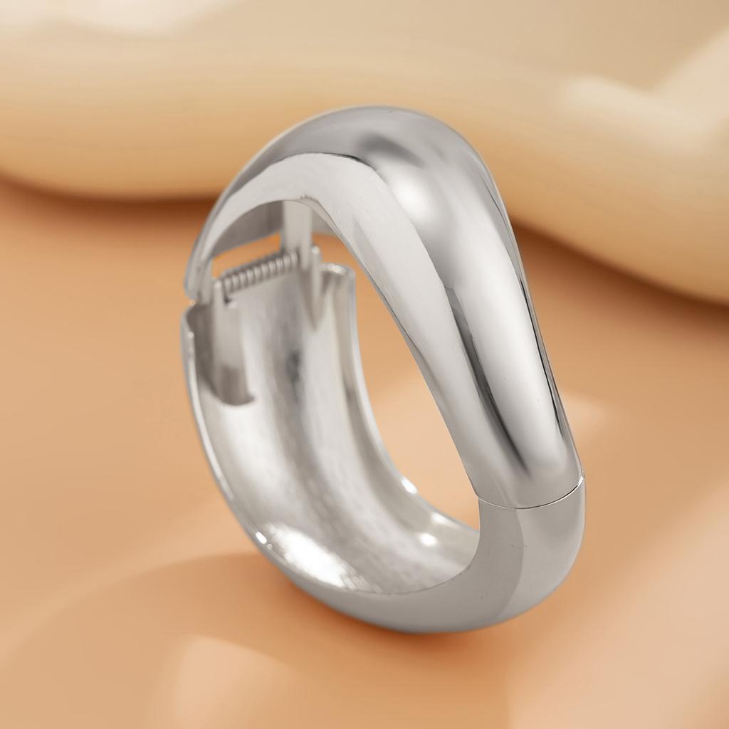 Vintage Gold Color Hip Hop Metal Irregular Spring Bangles Punk Wide Cuff Geometric Bracelets Couple Women Men Emo Party Jewelry