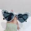 Diamond Pearl Heart Shape Ladies Sunglasses Wedding Party Sun Glasses Women Big Frame Cute White Black Shades Fashion Eyewear