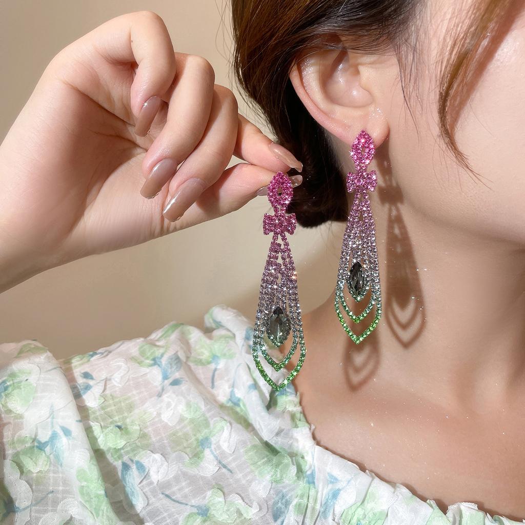 Temperament Luxury Full Diamond Tassel Long Earrings Female High-Class Feeling Rhinestone Earrings Female Earrings 1 Pair