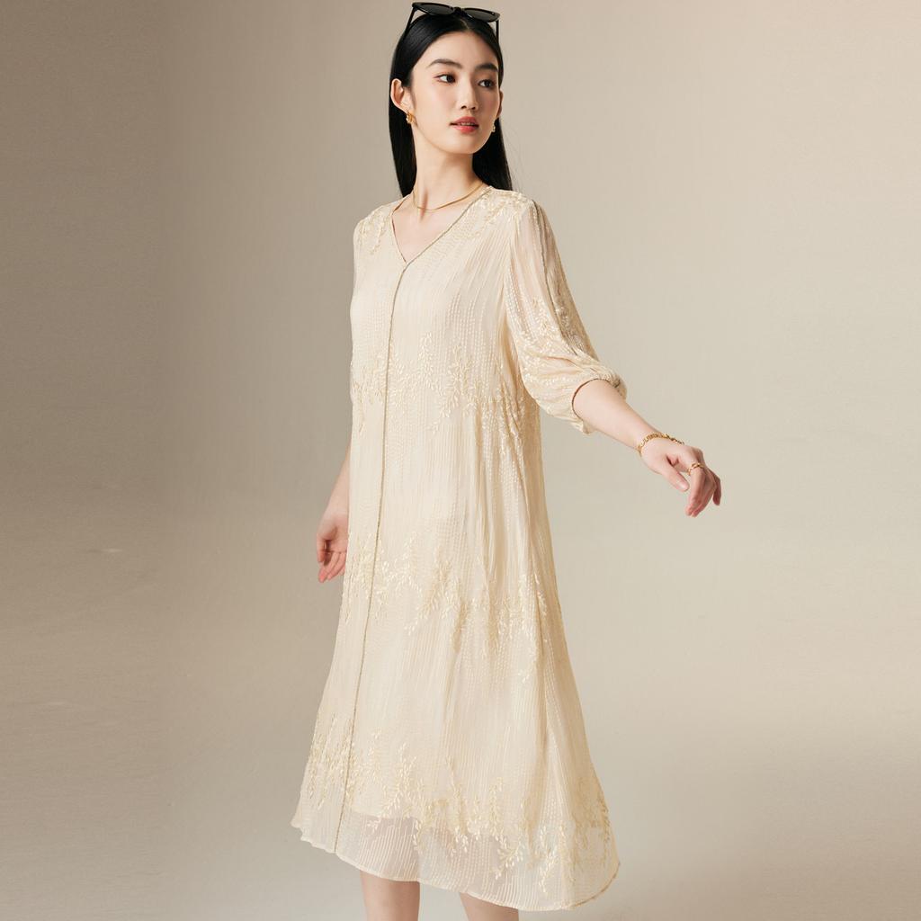 [Heavy Industry Embroidery] Spring and summer V-neck gentle style loose and slimming elegant silk dress for women