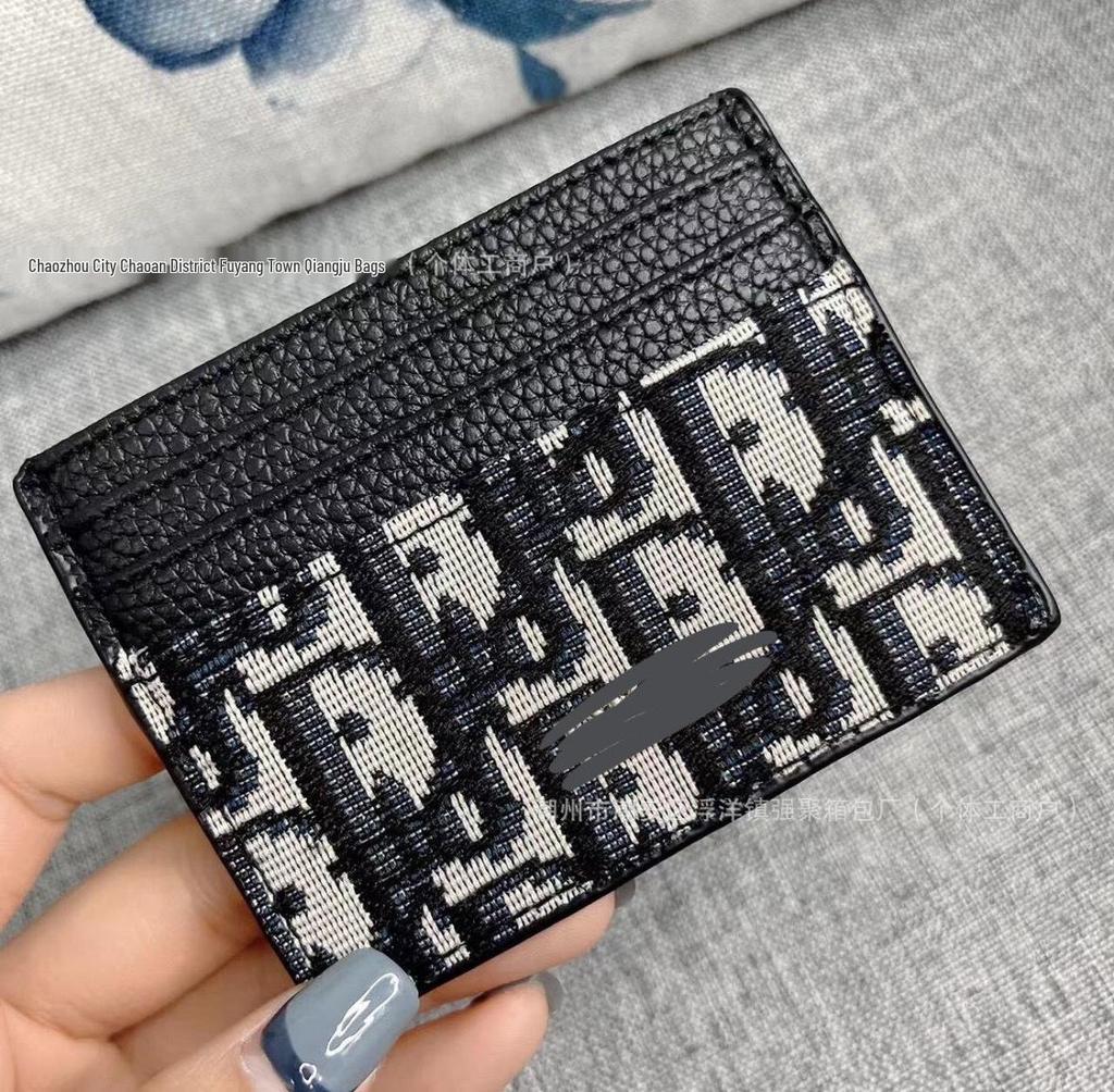 Ультратонкий держатель для ID и кредитных карт с несколькими слотами - европейский и американский дизайн