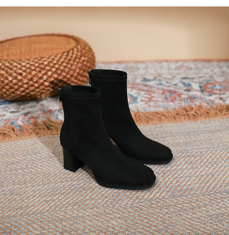 Квадратная голова плюс замшевые короткие сапоги женские сапоги осенние и зимние эластичные тонкие сапоги толстый каблук средний каблук одинарные сапоги серые абрикосовые сапоги Martin