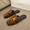 Fashion Leopard Women Mules Shoes Slippers Flats Suede Summer Square Toe Designer Outdoor Slingback Sandals Zapatos Mujer Slides