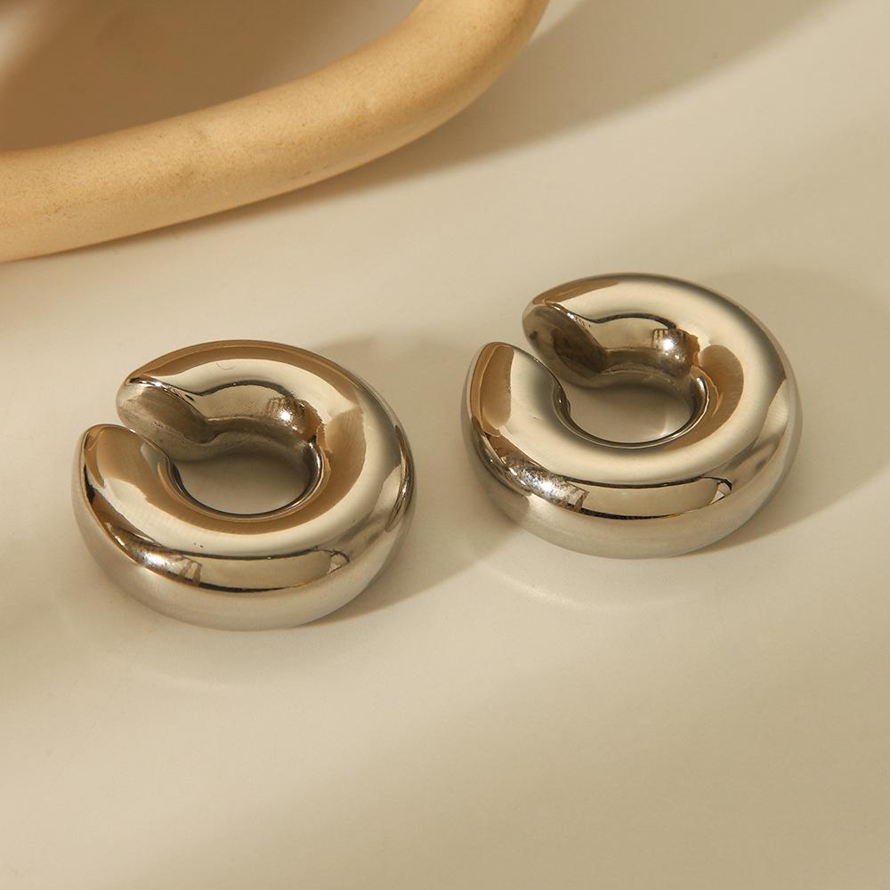 INS Модные Геометрические Минималистичные Серьги-Клипсы C-образной формы из Нержавеющей Стали с Покрытием из 18-каратного Золота, Не Тускнеющий Титан.
