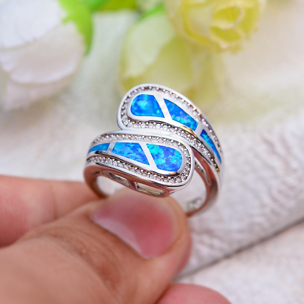 Boho Vintage Imitation White Fire Opal Stone Ring for Women Fashion Wedding Party Jewelry