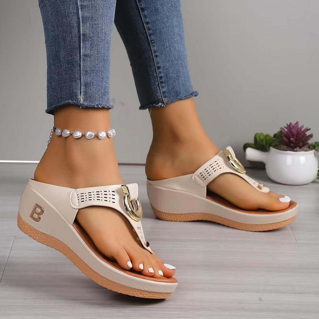 Women Slippers New Big Size Platform Wedges Sandals Non-Slip Open Toe Flip Flops Ladies Comfortable Beach Slippers Slides Women