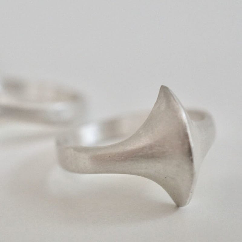 vacactsilver double one pointed ring