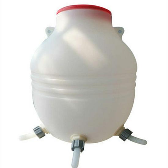 Animal Milk Feeding Bottle for Lambs, Pigs, and Sheep with Feeder Nipple