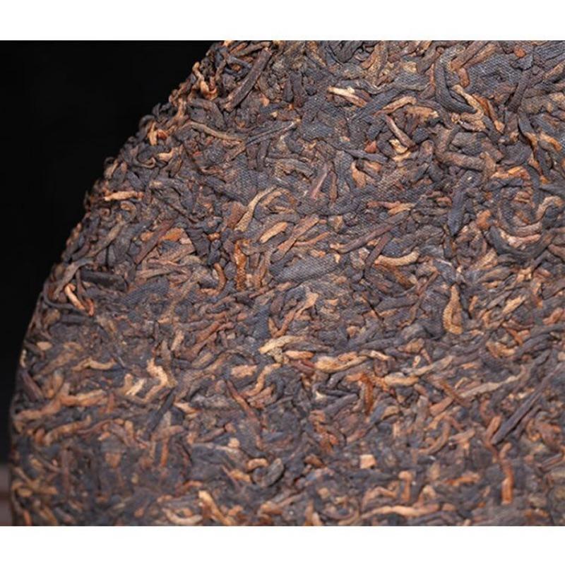 Pu 'er Tea Cooked Tea Palace Tea Emperor Yunnan Menghai Seven Son Cake Tea Brown Tree Tea South Autumn No. 357g