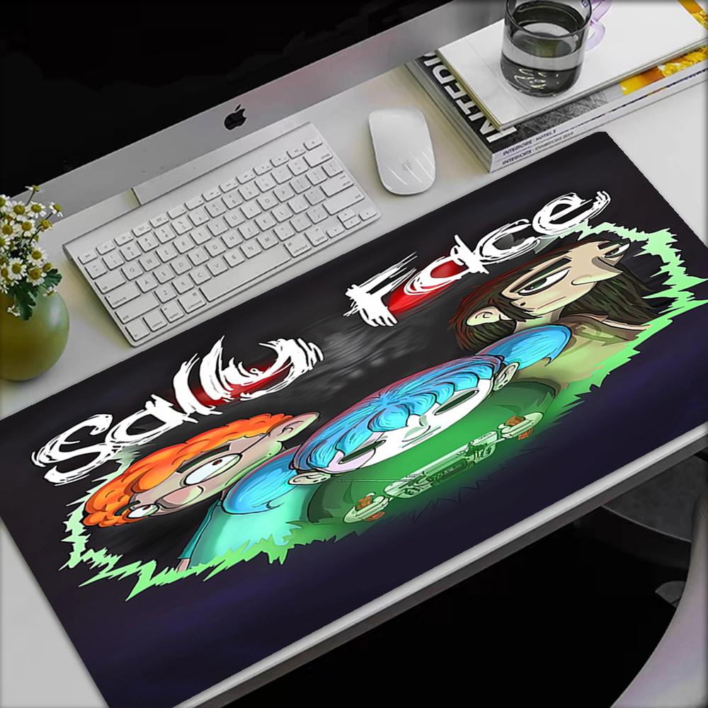 Коврик для мыши в стиле Sally Face, Нескользящая резиновая основа, Многофункциональный декор для офиса и дома, Идеально подходит для персонализации рабочего места.