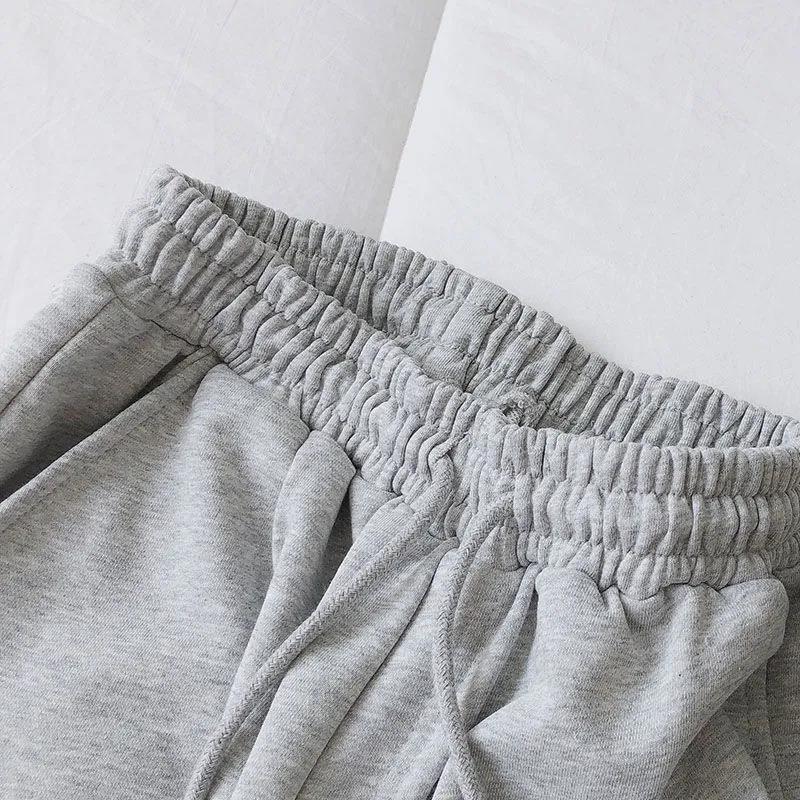 Женские летние свободные спортивные шорты в корейском стиле для ношения на открытом воздухе - с высокой талией, широкие штанины, утягивающие, идеально подходят для бега и повседневной носки.