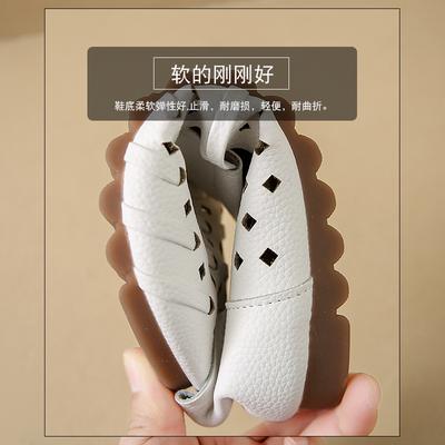 Туфли Doudou на мягкой подошве женские 2025 лето новый корейская версия ретро круглый носок полые дышащие повседневные модные на плоской подошве одинарные туфли