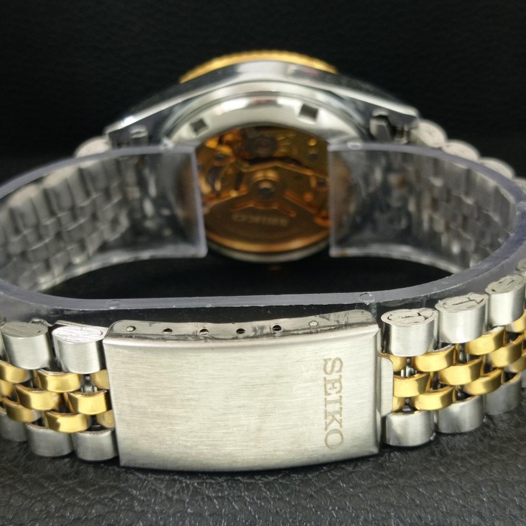 ЯПОНСКИЕ ВИНТАЖНЫЕ ОТРЕМОНТИРОВАННЫЕ МУЖСКИЕ АВТОМАТИЧЕСКИЕ ЧАСЫ SEIKO 5 С ЗОЛОТИСТЫМ ЦИФЕРБЛАТОМ a443187-1