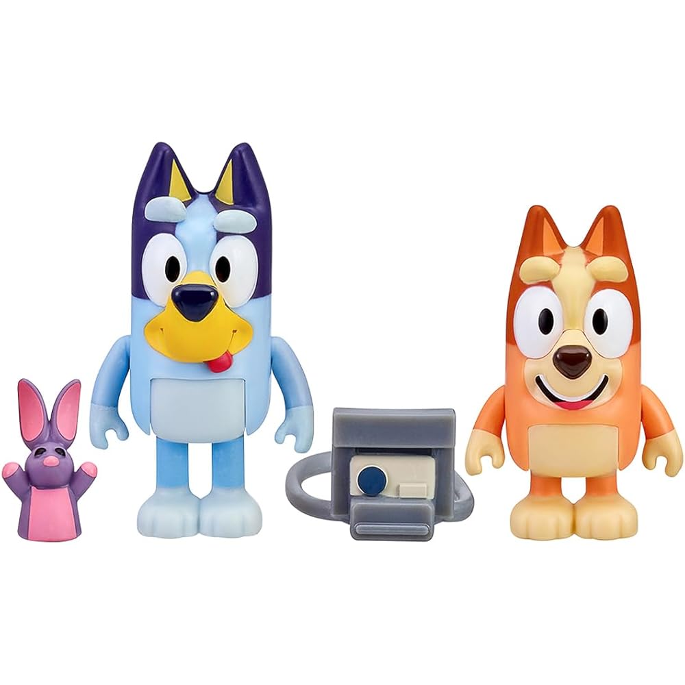 Набор фигурок Bluey от Takara Tomy с аксессуарами и фото-реквизитом для детей