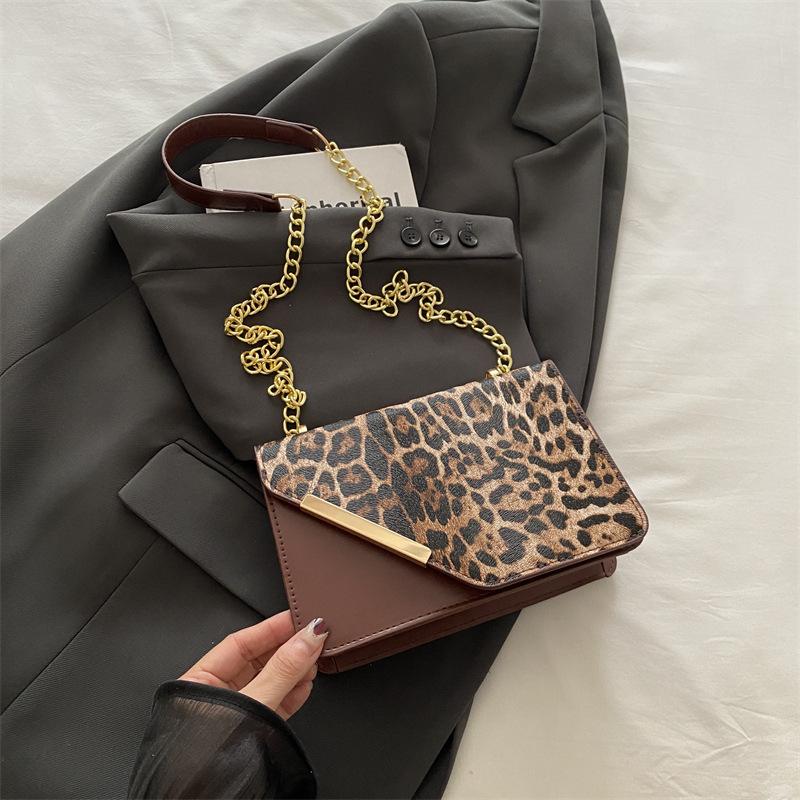 Модная цепочка с леопардовым принтом, маленькая сумка, женская, 2025, новая маленькая квадратная сумка