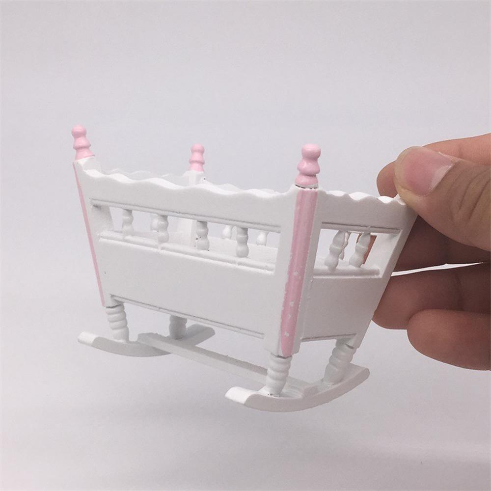 1:12 Кукольный домик Миниатюрные куклы Мебель Белая деревянная детская кровать Детские игрушки Деревянная детская кроватка Детская кроватка