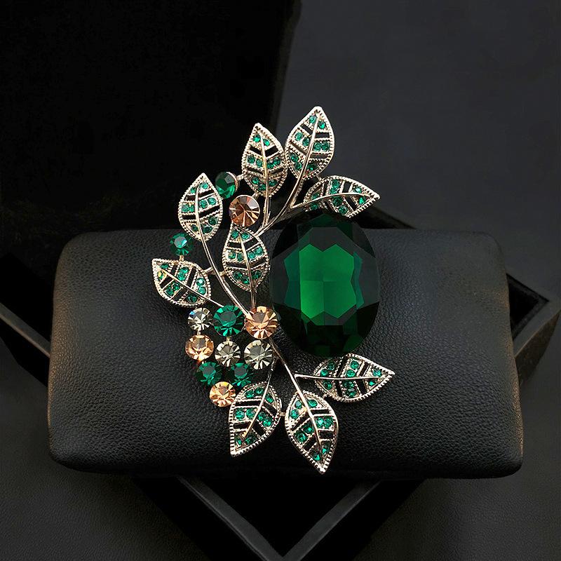 Women Men Rhinestone Leaves Badges Brooch Jewelry Unisex Vintage Crystal Shiny Corsage Pins Gift