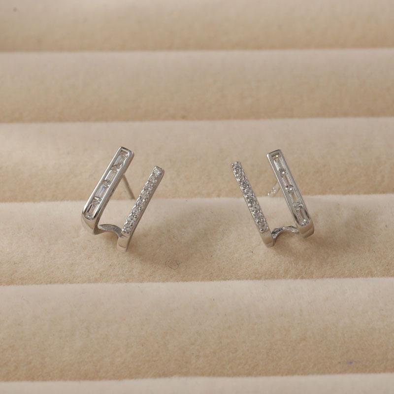 Korean Style Personalized Earrings High-end Light Luxury Niche Earrings Geometric Irregular Zircon Earrings