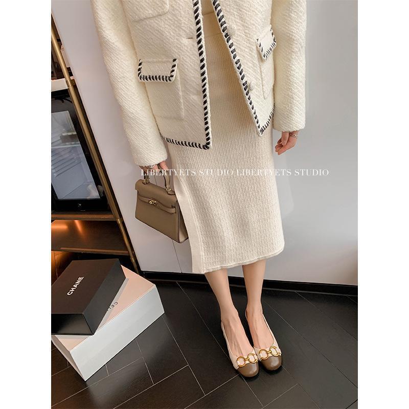 Инс показывает темперамент! Металлическая пряжка маленький ароматный ветер сумка голова сандалии женские плоские французские ретро цветовая гамма пустые одинарные туфли прилив