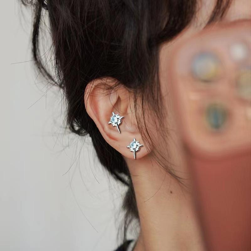 1 Pair North Star Magnet Ear Clip for Men Without Ear Holes Earrings Women Simple Jewelry Daily Decoration